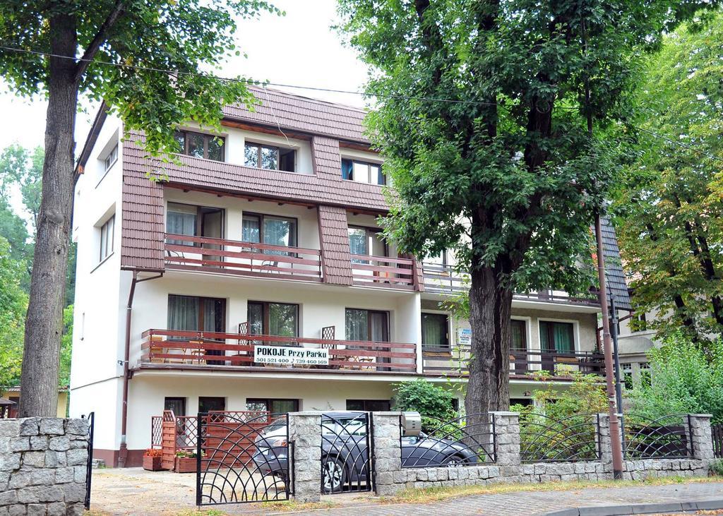 Apartamenty I Pokoje Przy Parku Jelenia Góra Rom bilde